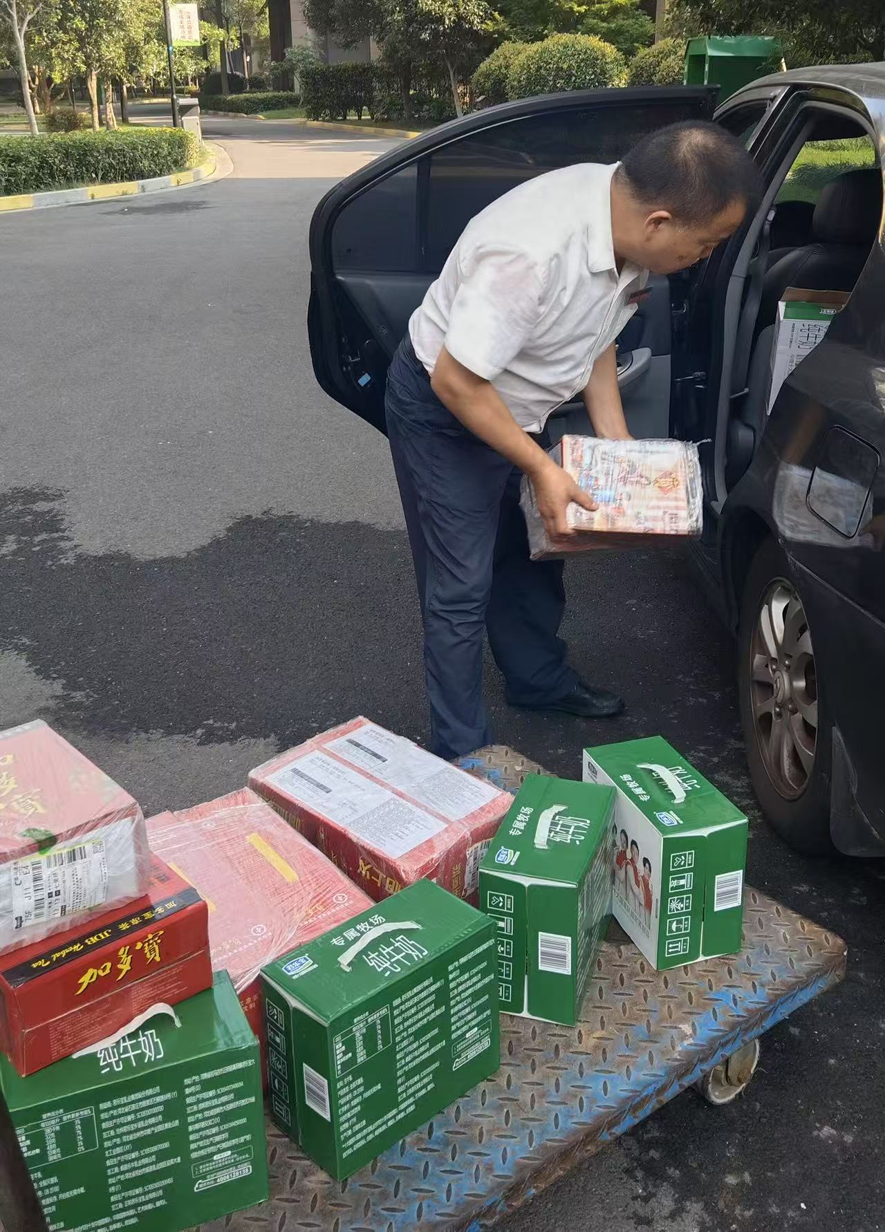 常德物業(yè)管理,物業(yè)企業(yè),陽(yáng)光物業(yè) 常德物業(yè)管理,物業(yè)企業(yè),陽(yáng)光物業(yè)